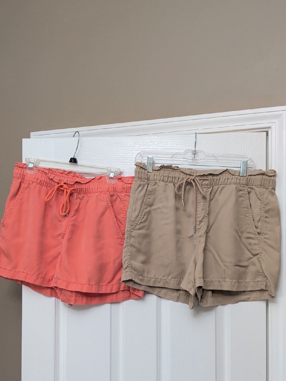 LOFT Drawstring Shorts Bundle Size Medium Coral & Khaki Pull-On Summer Shorts